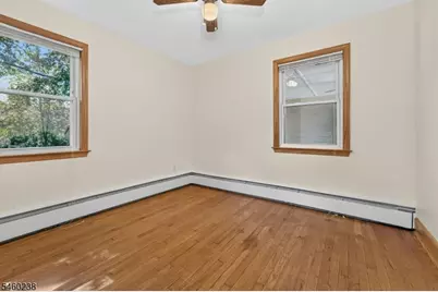 12 Raritan Ave, Raritan Township, NJ 08822 - Photo 11