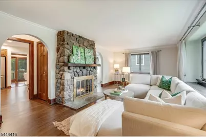 43 Pine St, Millburn, NJ 07041 - Photo 7