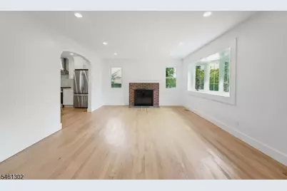 34 Howard St, Verona, NJ 07044 - Photo 5