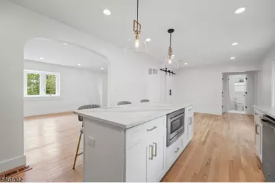34 Howard St, Verona, NJ 07044 - Photo 11