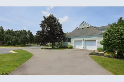 102 Mitchell Close, Hillsborough Township, NJ 08844 - Photo 21