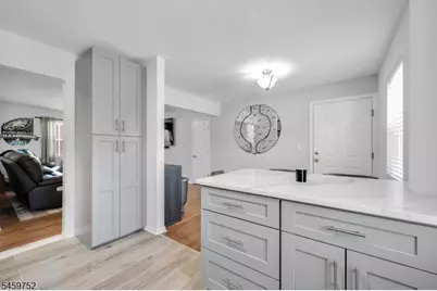 66 Knox Ter, Wayne, NJ 07470 - Photo 5