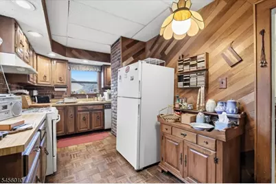 1284 Barbara Ave, Union Township, NJ 07083 - Photo 9