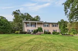3 Debby Ln, Warren Township, NJ 07059 - Photo 3