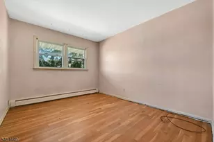 347 Chestnut Ave, South Hackensack Township, NJ 07606 - Photo 21