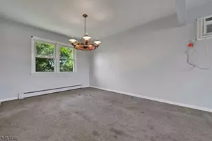 347 Chestnut Ave, South Hackensack Township, NJ 07606 - Photo 5