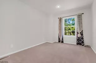 235 McAuliffe Ct, Franklin Township, NJ 08873 - Photo 19