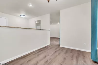 235 McAuliffe Ct, Franklin Township, NJ 08873 - Photo 11