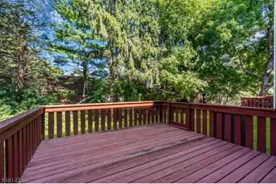 235 McAuliffe Ct, Franklin Township, NJ 08873 - Photo 31