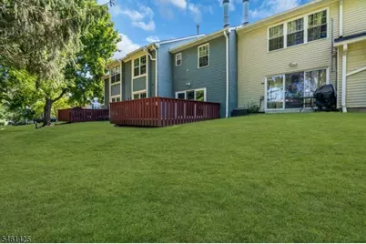235 McAuliffe Ct, Franklin Township, NJ 08873 - Photo 35