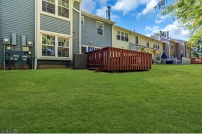 235 McAuliffe Ct, Franklin Township, NJ 08873 - Photo 33