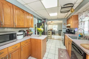 39 Fredericks St, Wanaque, NJ 07465 - Photo 11