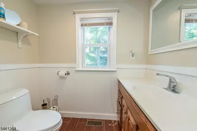 39 Fredericks St, Wanaque, NJ 07465 - Photo 17