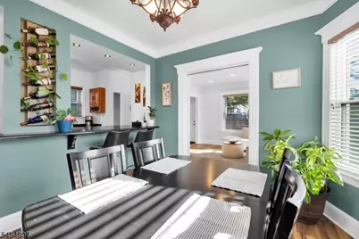20 Twain Pl, Clifton, NJ 07013 - Photo 9