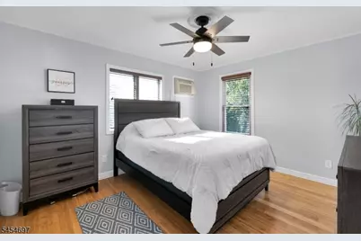 20 Twain Pl, Clifton, NJ 07013 - Photo 15