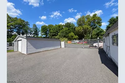 633 Water St, Belvidere, NJ 07823 - Photo 17