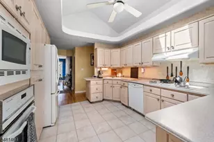 6 Martin Ln, Hamilton Township, NJ 08619 - Photo 13