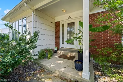 6 Martin Ln, Hamilton Township, NJ 08619 - Photo 5
