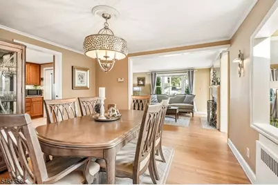 14 Wayland Dr, Verona, NJ 07044 - Photo 7