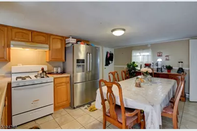 75 Chambers St #3, Newark, NJ 07105 - Photo 3