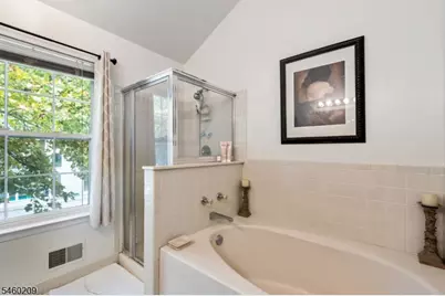 40 Champlain Way, Franklin Township, NJ 08823 - Photo 29