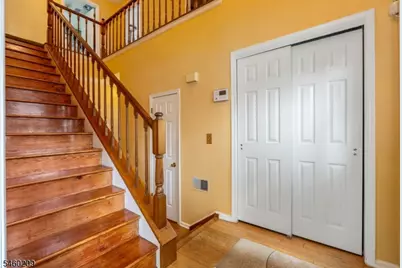 40 Champlain Way, Franklin Township, NJ 08823 - Photo 7