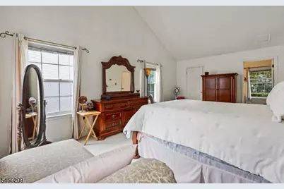 40 Champlain Way, Franklin Township, NJ 08823 - Photo 27