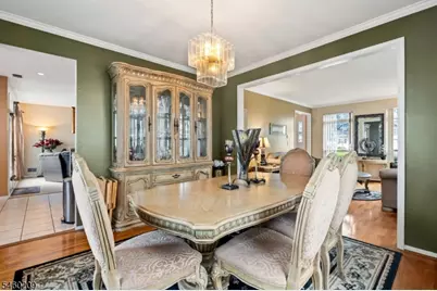 40 Champlain Way, Franklin Township, NJ 08823 - Photo 13