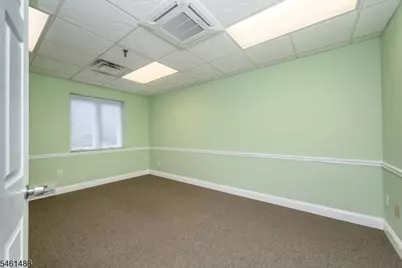727 Raritan Rd, Clark Township, NJ 07066 - Photo 21