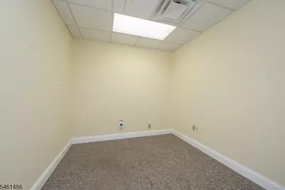 727 Raritan Rd, Clark Township, NJ 07066 - Photo 15