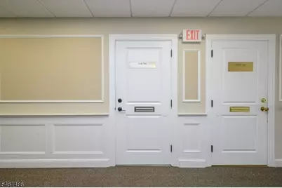 727 Raritan Rd, Clark Township, NJ 07066 - Photo 3