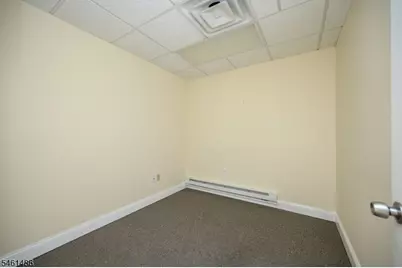 727 Raritan Rd, Clark Township, NJ 07066 - Photo 13