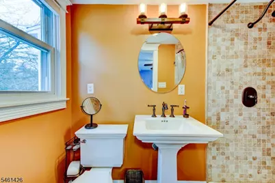 108 Golf Rd, Bloomfield, NJ 07003 - Photo 19