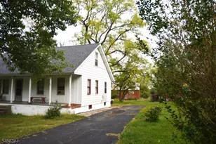 42 Fortysecond St, Readington, NJ 08889 - Photo 3