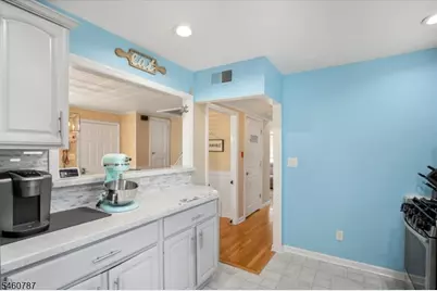 73 Burnside Pl, Wanaque, NJ 07420 - Photo 9
