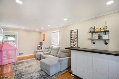 73 Burnside Pl, Wanaque, NJ 07420 - Photo 11