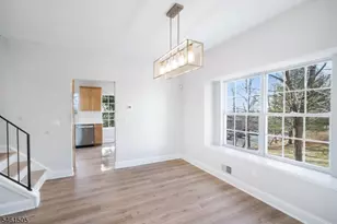 101 Tallwood Ln, Green Brook Township, NJ 08812 - Photo 7