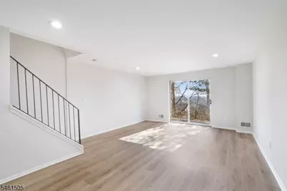 101 Tallwood Ln, Green Brook Township, NJ 08812 - Photo 21
