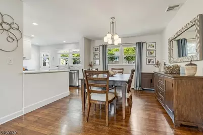 2105 Maple View Ct, Scotch Plains Township, NJ 07076 - Photo 11