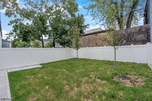 713 S 11th St, Newark, NJ 07103 - Photo 17