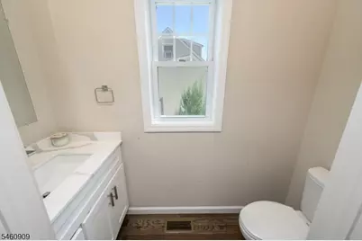 112 Valerie Dr, Manville, NJ 08835 - Photo 9