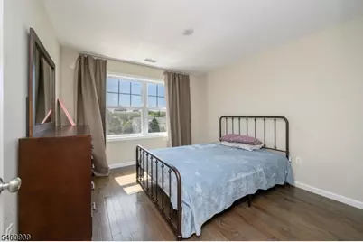 112 Valerie Dr, Manville, NJ 08835 - Photo 15
