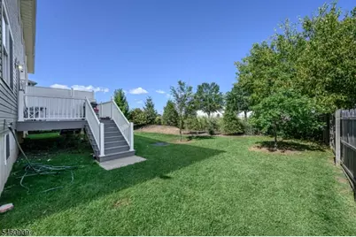 112 Valerie Dr, Manville, NJ 08835 - Photo 27