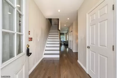 112 Valerie Dr, Manville, NJ 08835 - Photo 3