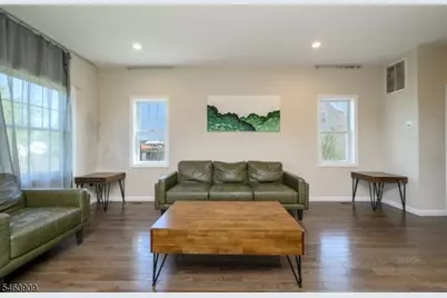 112 Valerie Dr, Manville, NJ 08835 - Photo 5