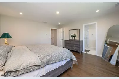 112 Valerie Dr, Manville, NJ 08835 - Photo 19