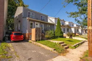 75 Osborne Pl, Irvington, NJ 07111 - Photo 3