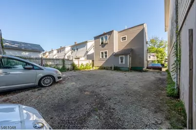 75 Osborne Pl, Irvington, NJ 07111 - Photo 19