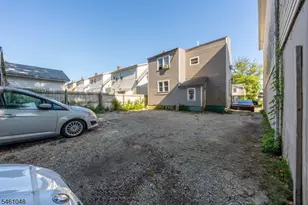 75 Osborne Pl, Irvington, NJ 07111 - Photo 19