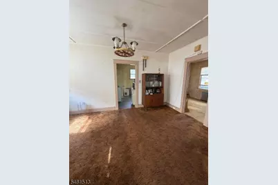 17 W Park Ave, Woodbridge Township, NJ 07001 - Photo 7